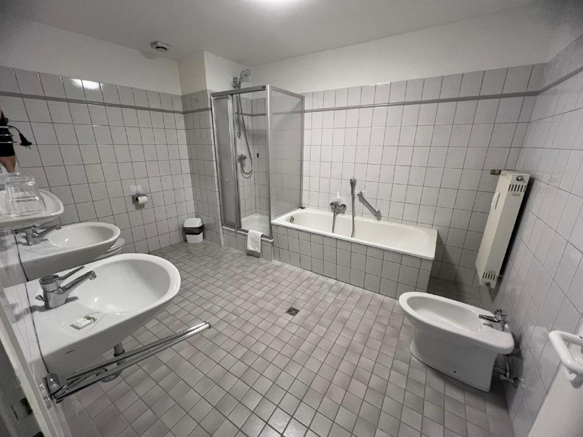 Bierstadt-Hotel Einbeck Eksteriør billede